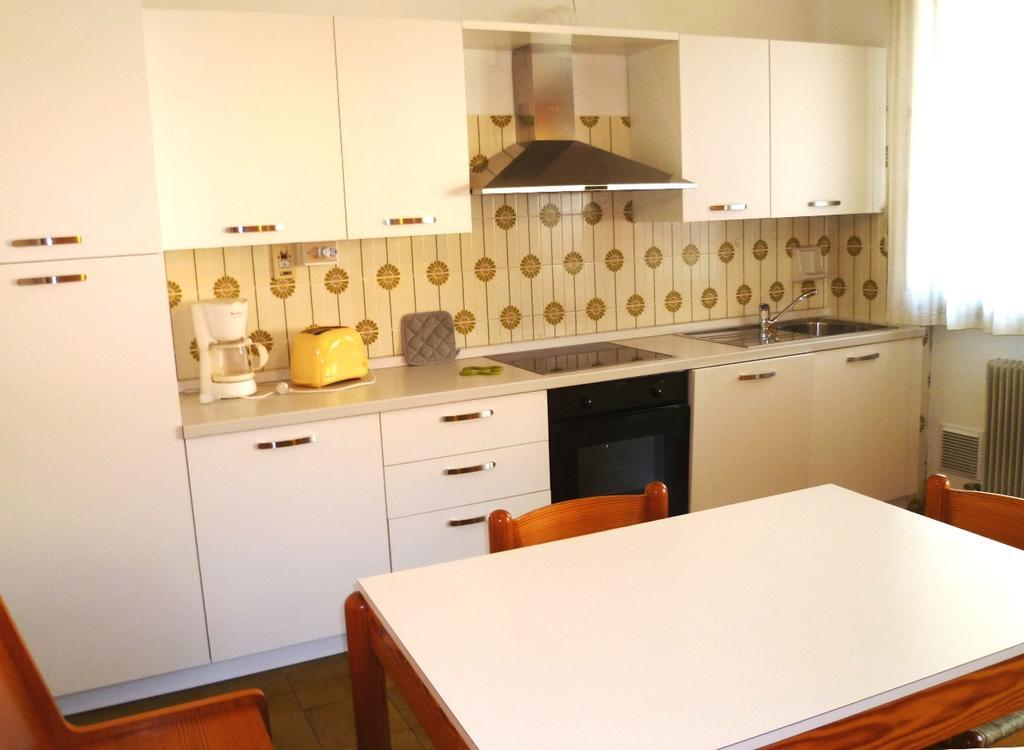 Apartamento Casa Lucia Torbole Sul Garda Exterior foto