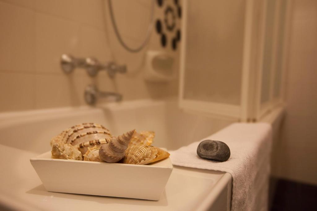 Apartamento Casa Lucia Torbole Sul Garda Habitación foto